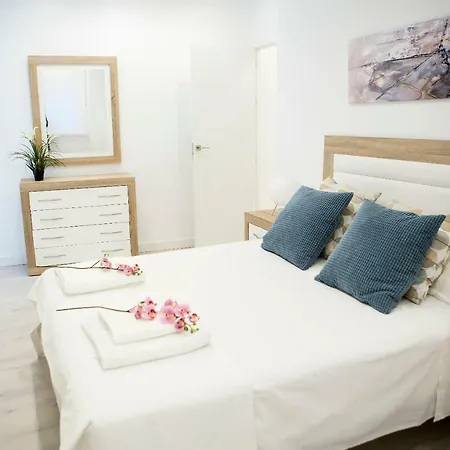 6 Plaza Del Triunfo Apartment